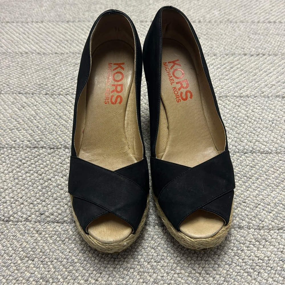 Michael Kors Black platform Espadrille sandals size 7.5